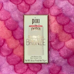 Pixi On The Glow Bronzer : RichGlow